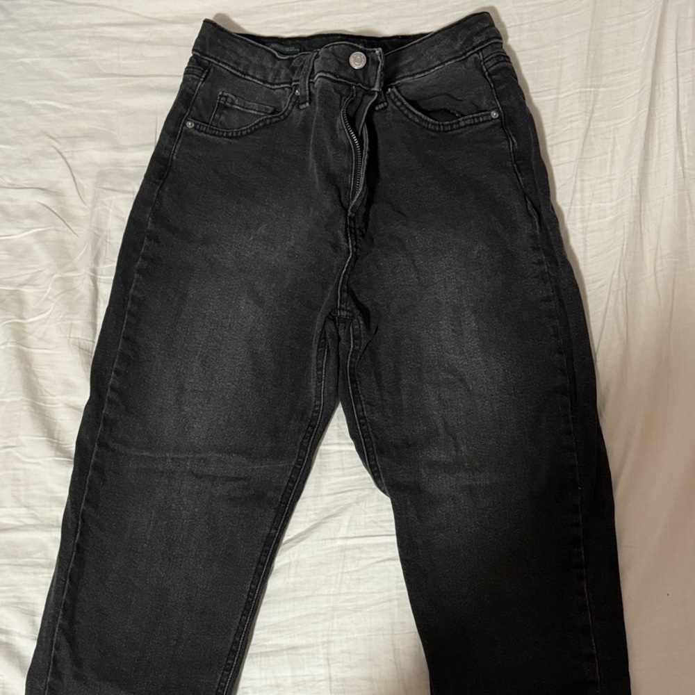 Classic Black Women’s Jeans
